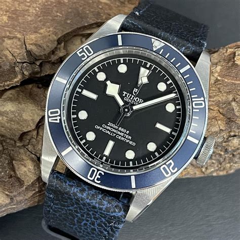 tudor black bay 79230b.